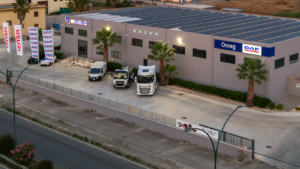 Veduta aerea al tramonto dello stabilimento OMAG